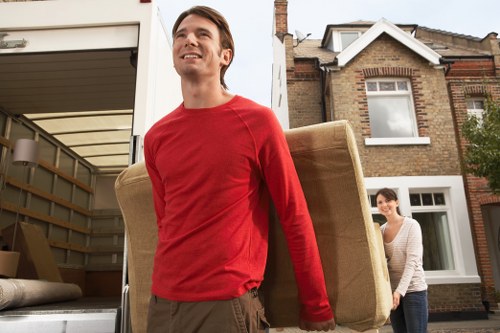 Local removals team planning a move near Isleworth homes and flats