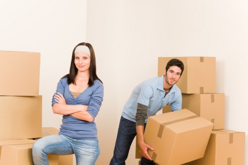 Packing and loading service for homes and flats in Isleworth