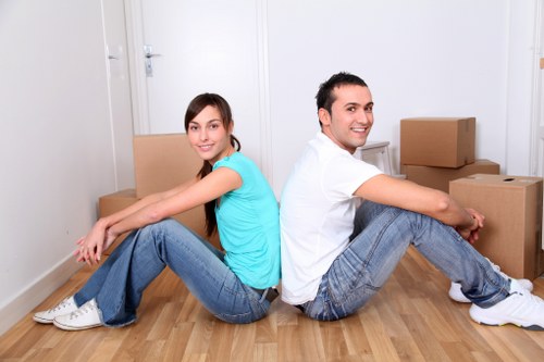 Prepared van removal service for local moving jobs in Isleworth