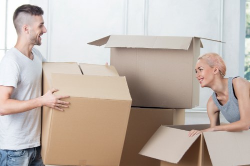 Isleworth removal van service for flats and small business moves