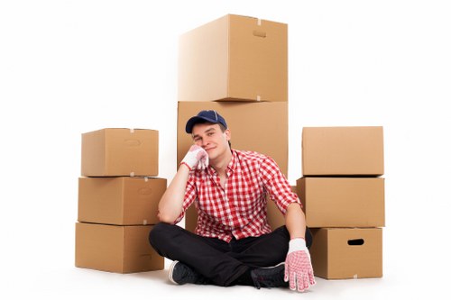 Local removal truck hire for residential and business customers in Isleworth